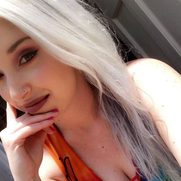 Meet your Posher, Micah - Picture 1 of 1